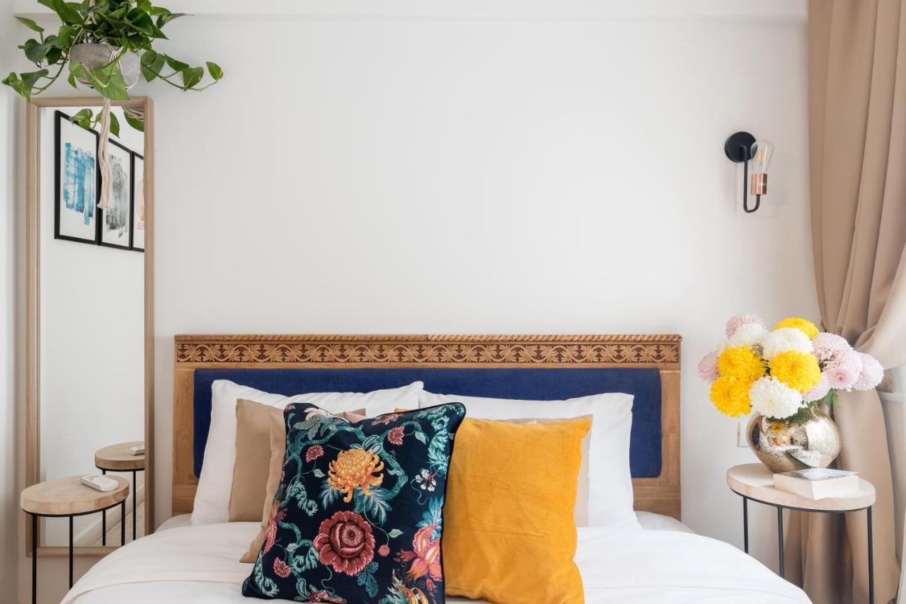 Eclectic 3 Bedroom Calea Victoriei By Urbanesq Bucarest Extérieur photo